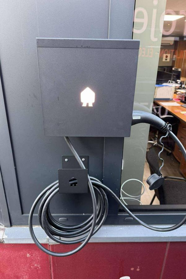 Réalisation - Bornes de recharge